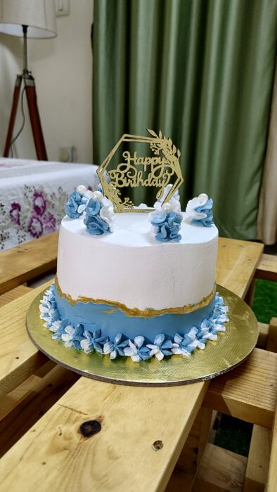 Fault line Cake – Blue